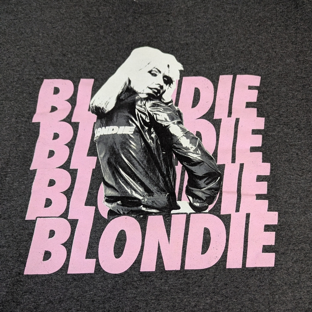 Blondie NWOT Deborah Harry Grey Tee Pink Graphics Call Me Size Large